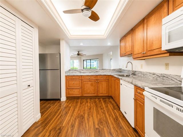 6979 Winkler RD 317, Fort Myers, FL 33919