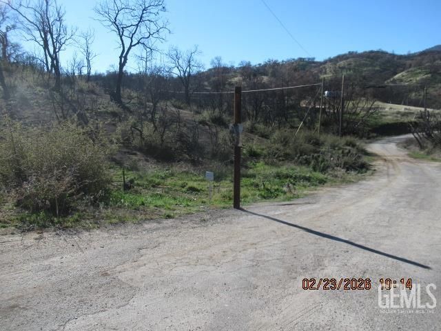 400 Owls Clover Rd, Caliente, CA 93518