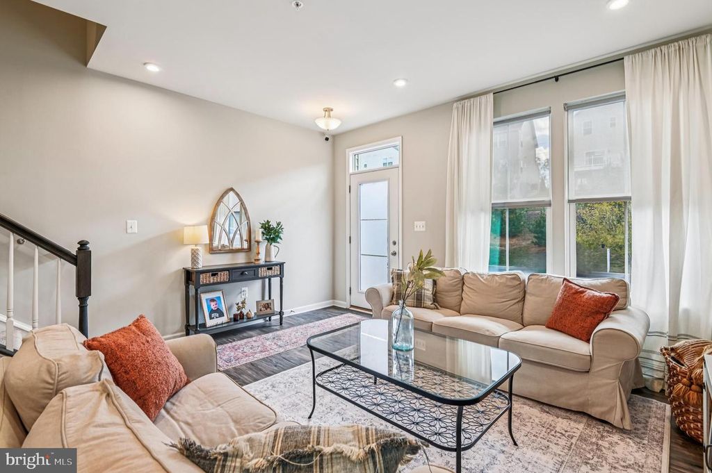 Image 41 of property listing at 158 REBECCA HAMMOND CT, Baltimore, MD 21225