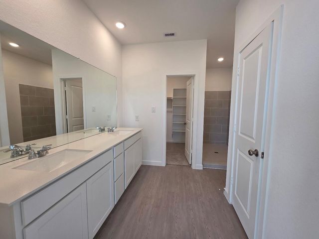 1743 Magnolia Jade Court, Crosby, TX 77532