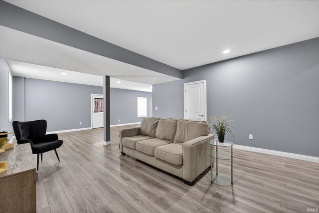 1621 W Dove Drive, Bloomington, IN 47403