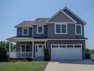 1621 W Dove Drive, Bloomington, IN 47403