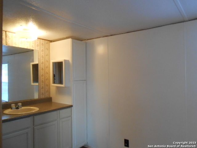 5420 UECKER, San Antonio, TX 78220