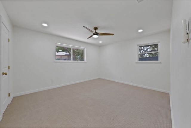 6617 Sabrosa Court W, Fort Worth, TX 76133