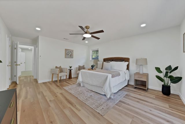 6617 Sabrosa Court W, Fort Worth, TX 76133