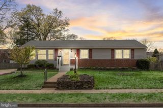 330 HARRISON AVE, West Berlin, NJ 08091