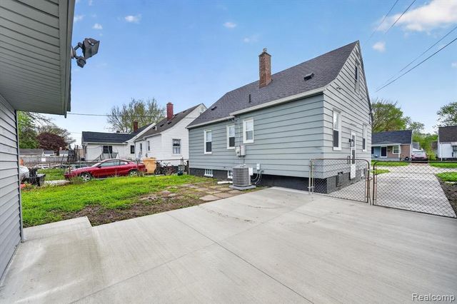 5156 Winifred Street, Wayne, MI 48184