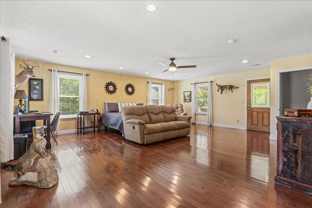 1467 County Road 700, Athens, TN 37303