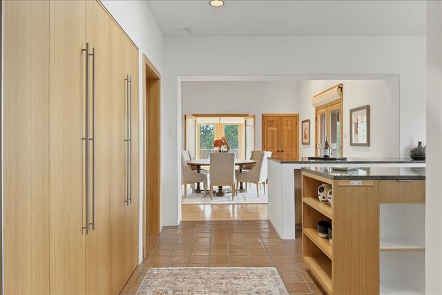 13A Calle Noble, Santa Fe, NM 87506