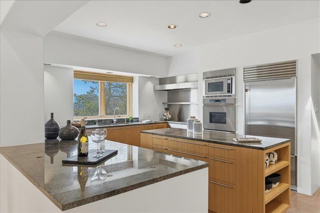 13A Calle Noble, Santa Fe, NM 87506