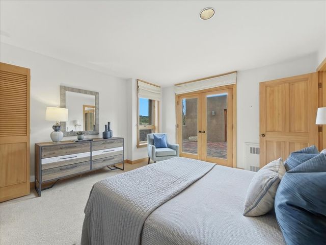 13A Calle Noble, Santa Fe, NM 87506