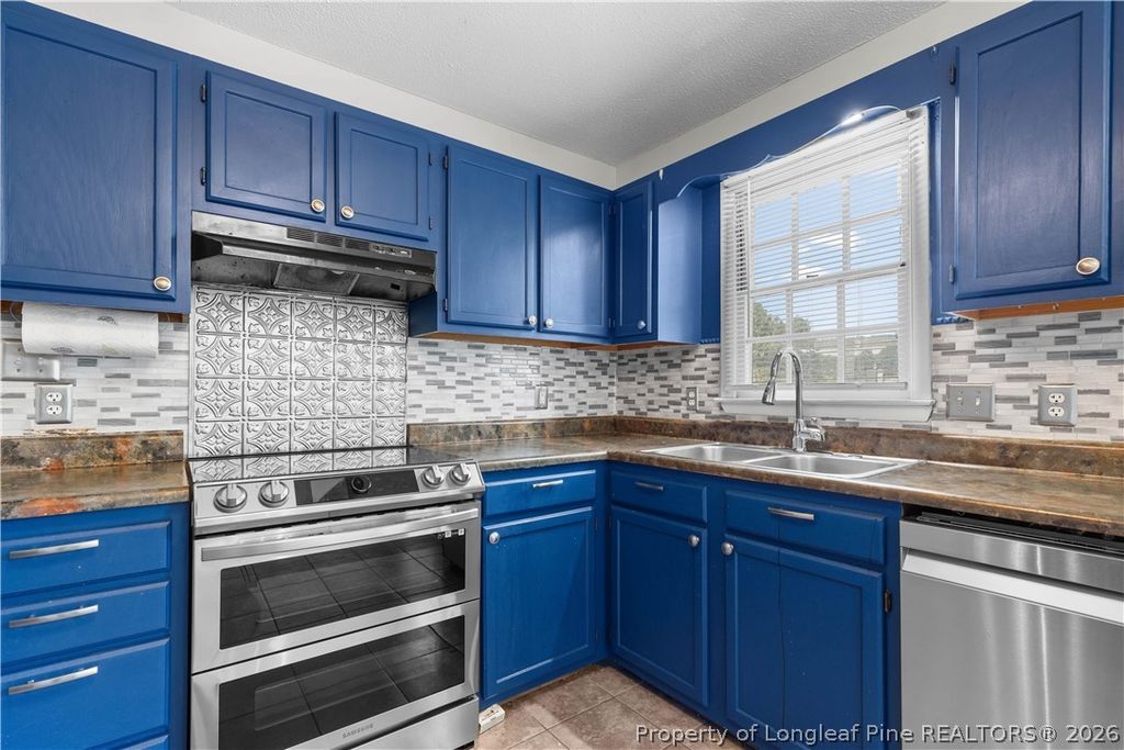 6808 Leeds Court, Fayetteville, NC 28304 — photo 10