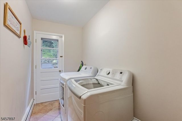 85 Tremont Ter, Wanaque Boro, NJ 07465