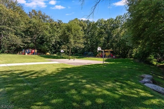85 Tremont Ter, Wanaque Boro, NJ 07465