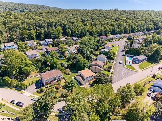 85 Tremont Ter, Wanaque Boro, NJ 07465