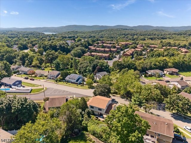 85 Tremont Ter, Wanaque Boro, NJ 07465