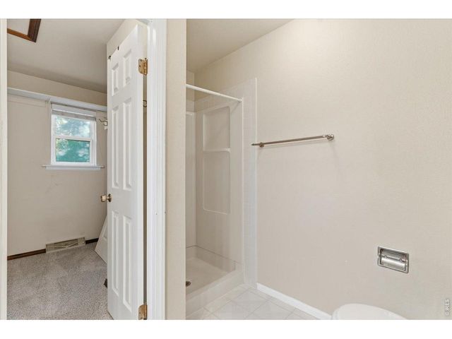 2060 Bennington Cir, Fort Collins, CO 80526