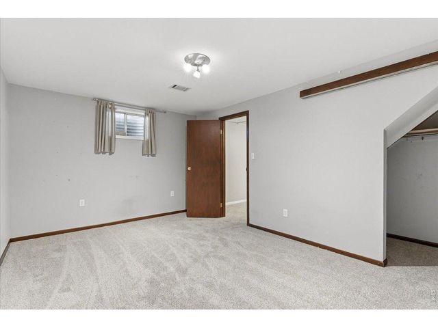 2060 Bennington Cir, Fort Collins, CO 80526