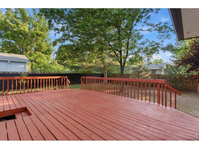 2060 Bennington Cir, Fort Collins, CO 80526