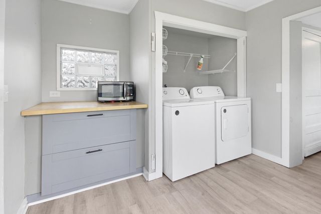 805 E Jefferson Avenue, La Porte, IN 46350