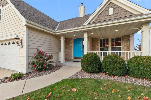 1828 Cloverview STREET, West Bend, WI 53095