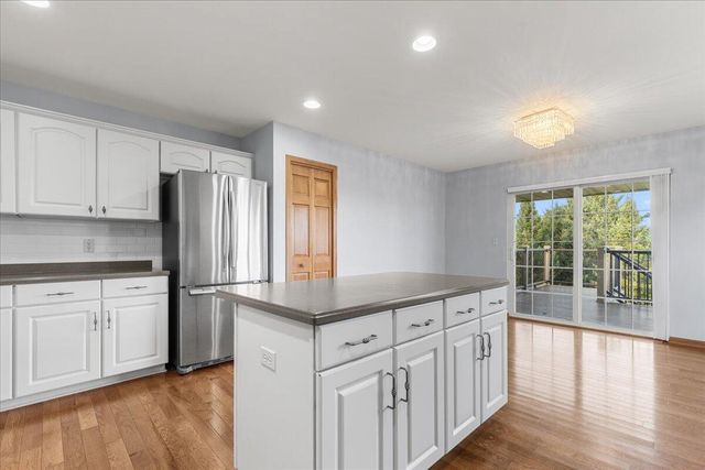 1828 Cloverview STREET, West Bend, WI 53095