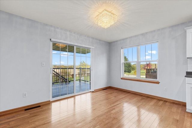 1828 Cloverview STREET, West Bend, WI 53095