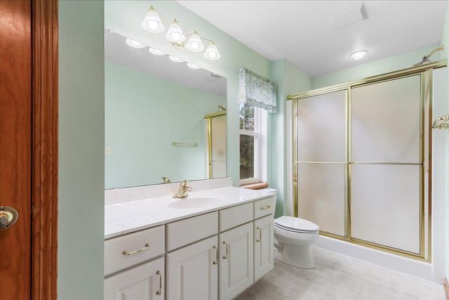 1828 Cloverview STREET, West Bend, WI 53095