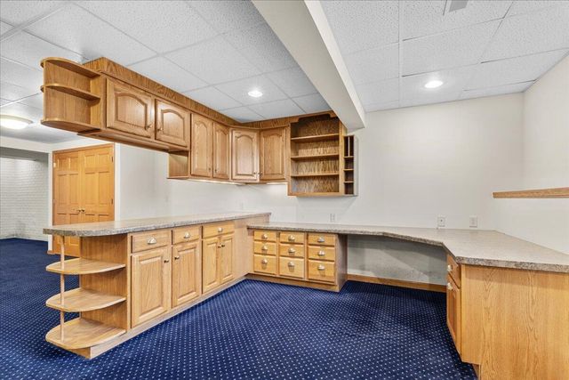 1828 Cloverview STREET, West Bend, WI 53095