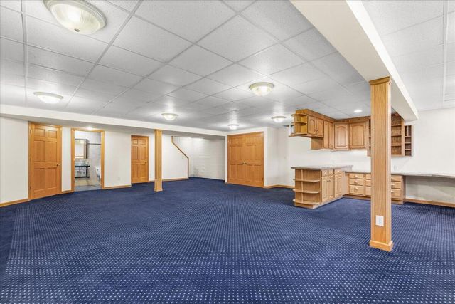 1828 Cloverview STREET, West Bend, WI 53095