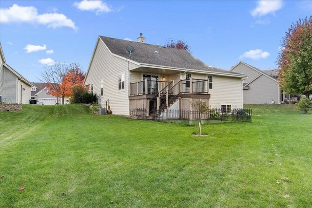 1828 Cloverview STREET, West Bend, WI 53095