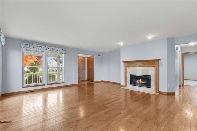 1828 Cloverview STREET, West Bend, WI 53095