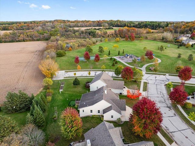 1828 Cloverview STREET, West Bend, WI 53095