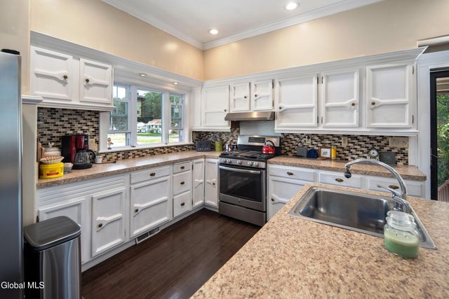 182 Ballston Avenue, Saratoga Springs, NY 12866