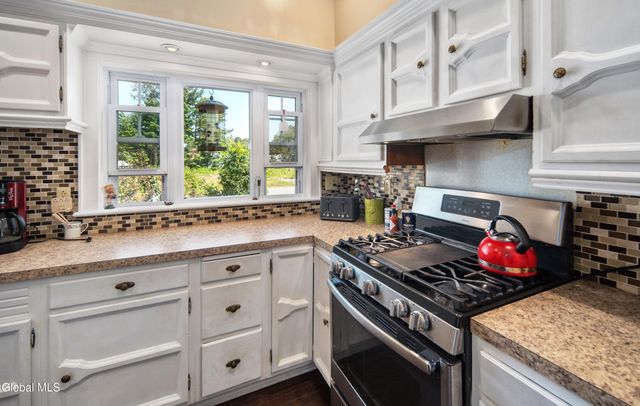 182 Ballston Avenue, Saratoga Springs, NY 12866