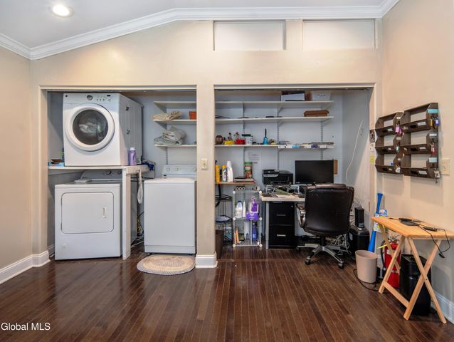 182 Ballston Avenue, Saratoga Springs, NY 12866