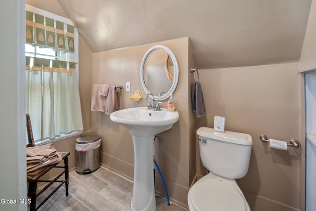 182 Ballston Avenue, Saratoga Springs, NY 12866