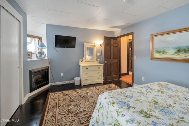 182 Ballston Avenue, Saratoga Springs, NY 12866