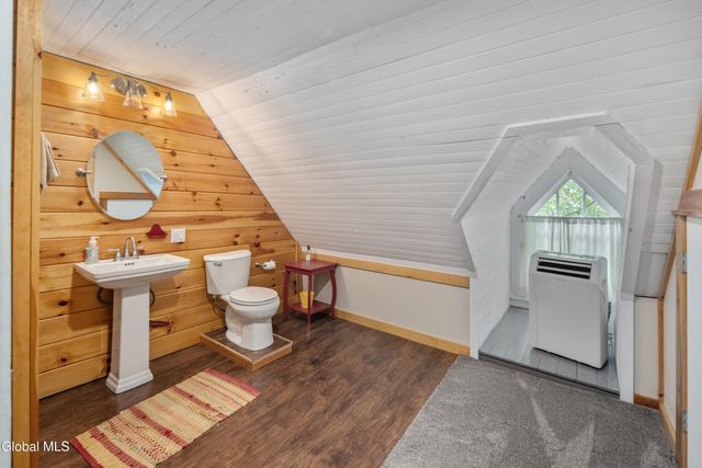 182 Ballston Avenue, Saratoga Springs, NY 12866