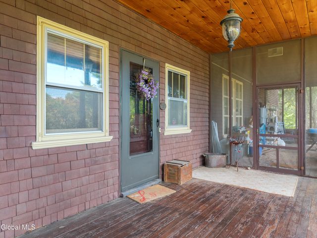 182 Ballston Avenue, Saratoga Springs, NY 12866