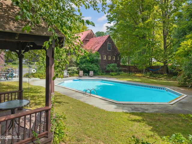 182 Ballston Avenue, Saratoga Springs, NY 12866