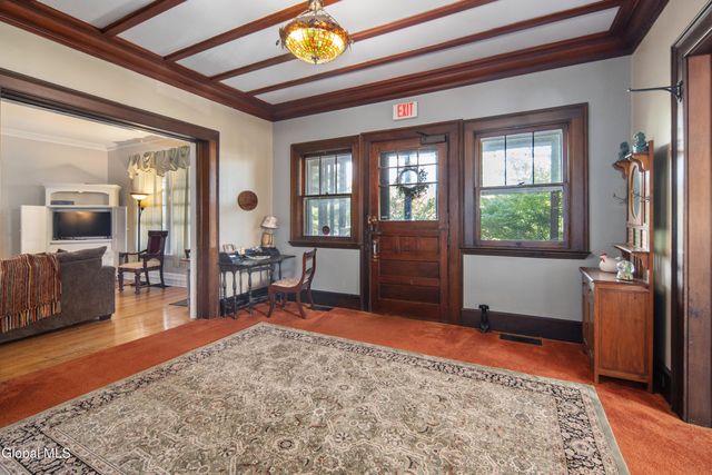 182 Ballston Avenue, Saratoga Springs, NY 12866