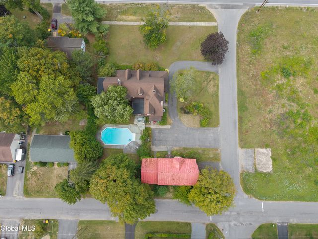 182 Ballston Avenue, Saratoga Springs, NY 12866