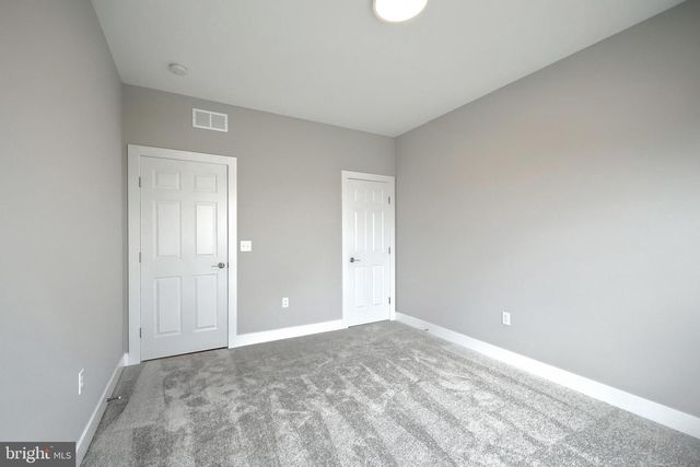 524 WINDING CREEK BLVD, Annville, PA 17003