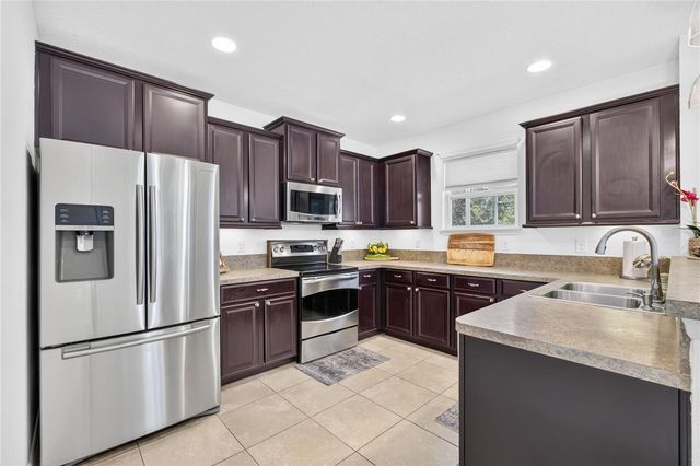 713 BLACK EAGLE DRIVE, Groveland, FL 34736