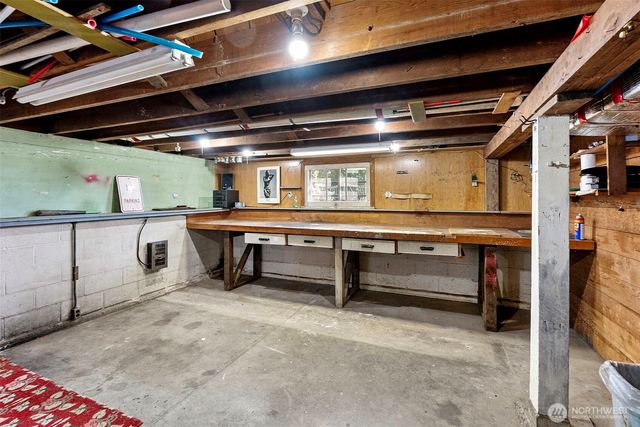 410 S Charleston Avenue, Bremerton, WA 98312