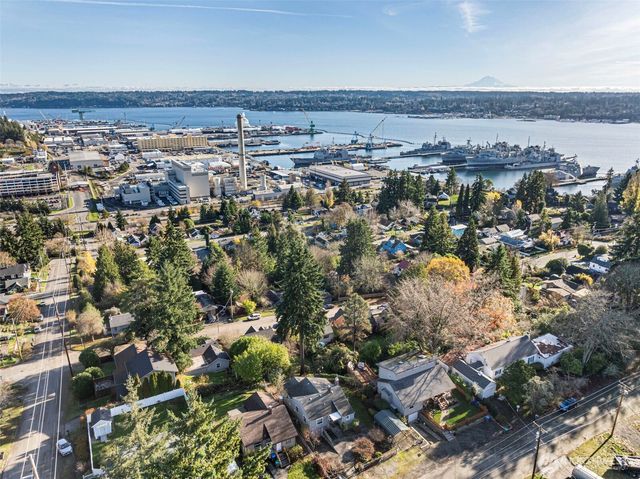 410 S Charleston Avenue, Bremerton, WA 98312