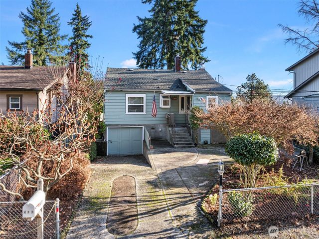 410 S Charleston Avenue, Bremerton, WA 98312