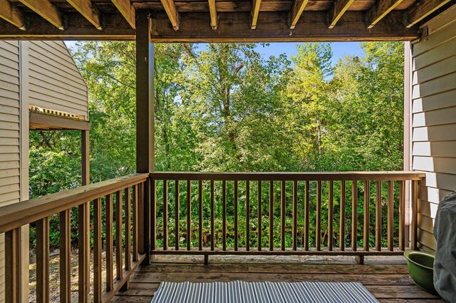 8948 Neill Lake Road 155E, Eden Prairie, MN 55347