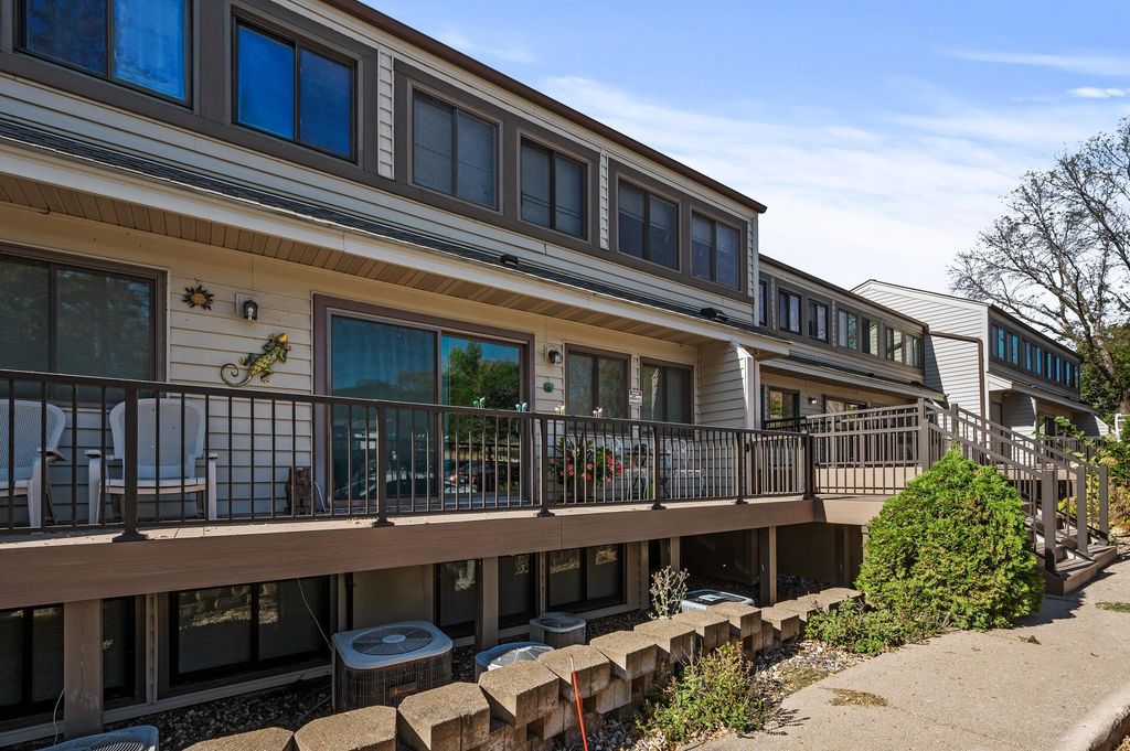 8948 Neill Lake Road 155E, Eden Prairie, MN 55347 — photo 3